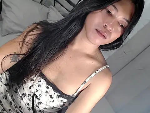 Ladymikaela online show from May 15, 8:39 am