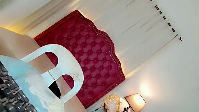 Ladymikaela online show from June 10, 5:06 am