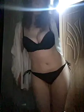 MillaSmileX online show from June 2, 6:42 pm