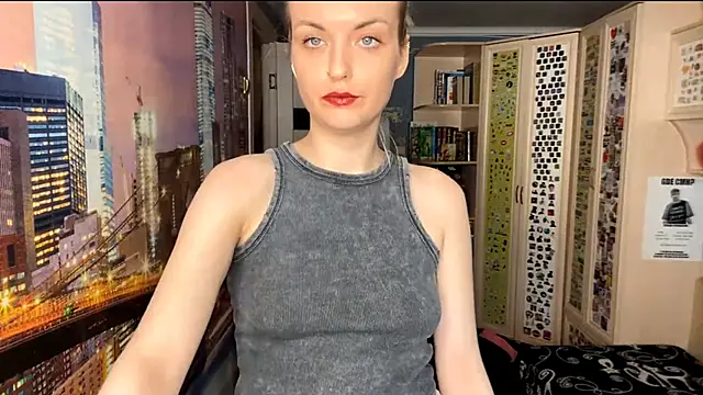 MonicaHolt online show from May 6, 1:48 pm