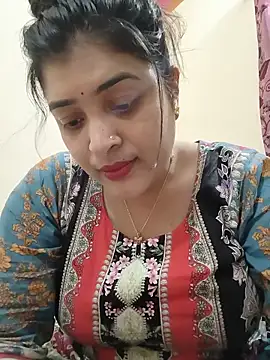 Joya-02 online show from May 9, 8:55 pm