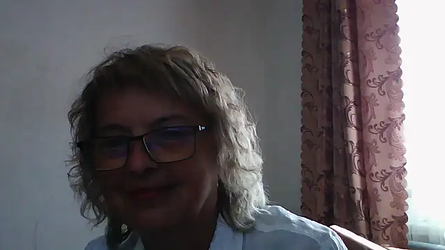 ElizabethGorden online show from July 18, 6:39 am