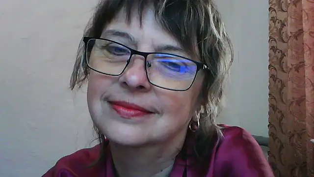 ElizabethGorden online show from May 21, 3:48 am