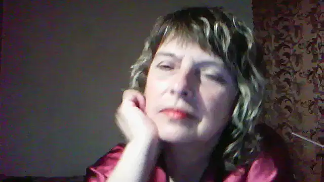 ElizabethGorden online show from May 6, 6:12 pm