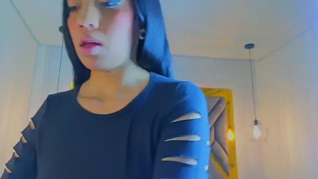 Ey Im simone  online show from May 19, 12:12 pm