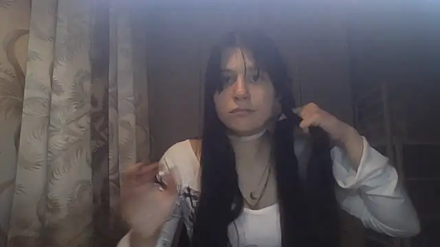 GrayceDeclet online show from June 18, 11:04 am