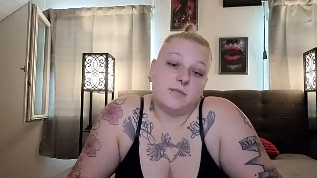 Lady Peggi online show from May 17, 5:34 pm