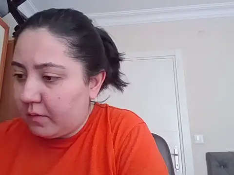 IsabellaJacobs online show from May 6, 3:49 pm