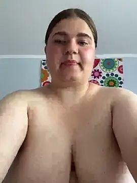 BustyPonyTease online show from May 26, 1:32 pm