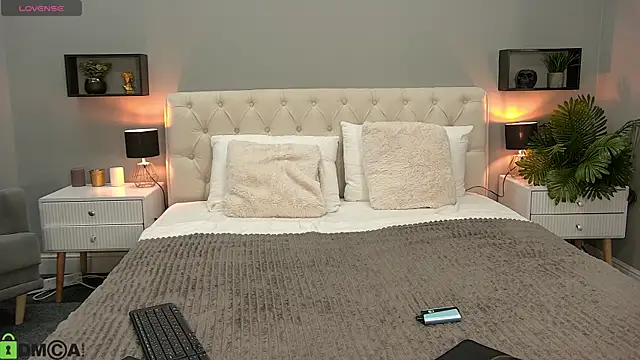 MaddyFever online show from July 23, 5:48 am