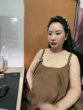 Bella439 online show from May 13, 2:28 am