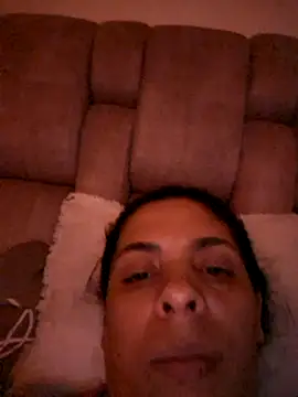 andreadefuego online show from June 6, 3:35 am