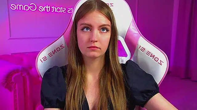 SofiaSarvains online show from June 11, 12:32 am