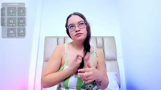 ErikaStar  online show from May 28, 12:14 pm
