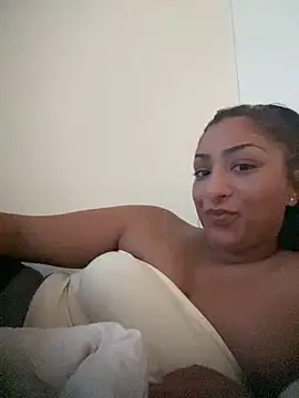 juicyprincess66 online show from May 12, 7:42 pm