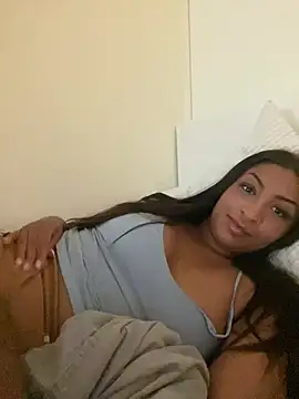 juicyprincess66 online show from May 25, 7:24 pm