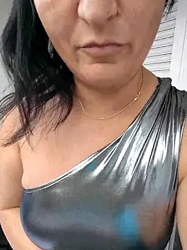 LunaMoonlira online show from May 21, 2:15 pm