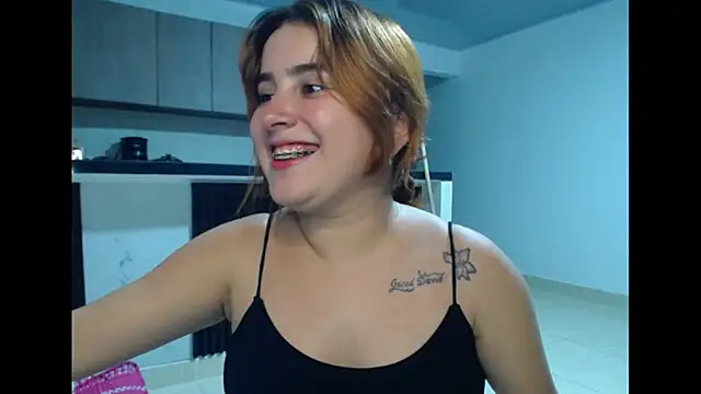 sweet bella 29 online show from May 31, 4:40 am