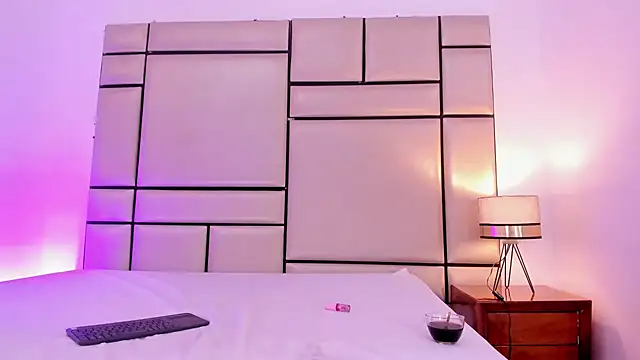 Anahia sexygirl online show from June 20, 5:00 am