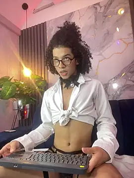 Anahia sexygirl online show from July 19, 8:44 pm