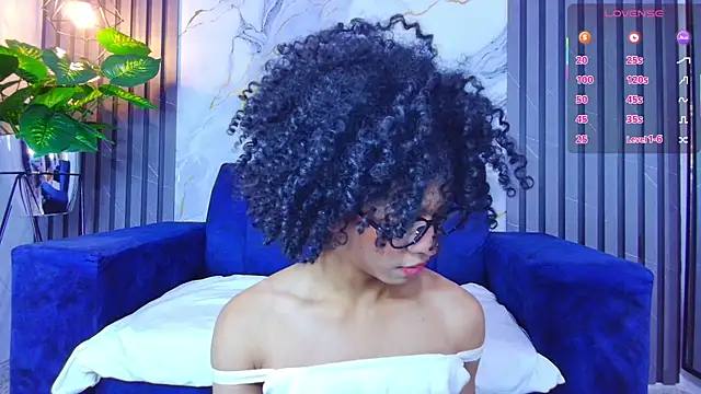 Anahia sexygirl online show from July 25, 8:05 pm