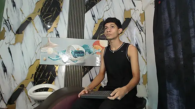 TWINKS BOYSX online show from May 26, 1:32 pm