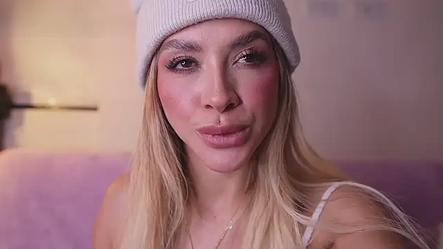 R4-V3N online show from November 8, 6:07 am