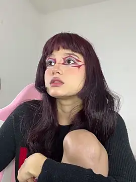AnaisX0X0 online show from May 7, 6:22 pm