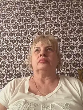 AnastasiaGrey777 online show from May 21, 9:07 am