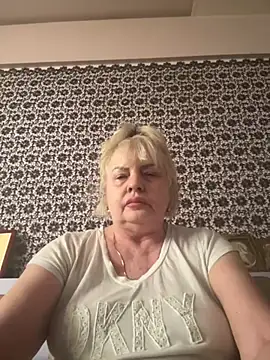 AnastasiaGrey777 online show from July 3, 3:56 am