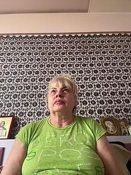 AnastasiaGrey777 online show from June 16, 5:30 am