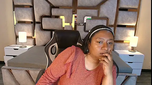 Rachell Carter online show from May 16, 10:36 am