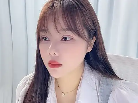 Qingqing19 online show from May 18, 1:48 am