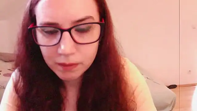 EmilyHotAngel online show from July 7, 12:52 pm