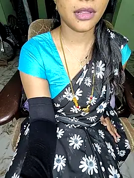 Tamil  Thara003 online show from May 14, 6:25 pm