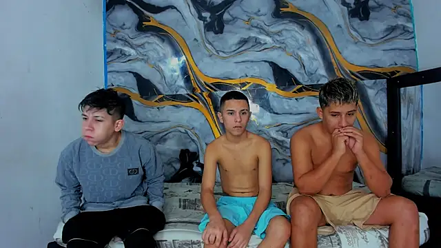 wild boys zs online show from July 28, 3:15 am