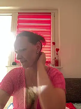 LindaLee90 online show from July 17, 10:08 am