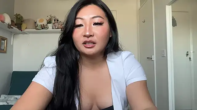 tomokidokii online show from May 21, 5:11 pm