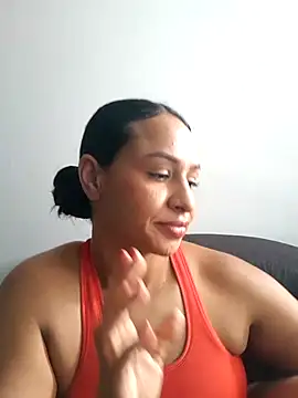 mell0102 online show from July 19, 5:15 pm