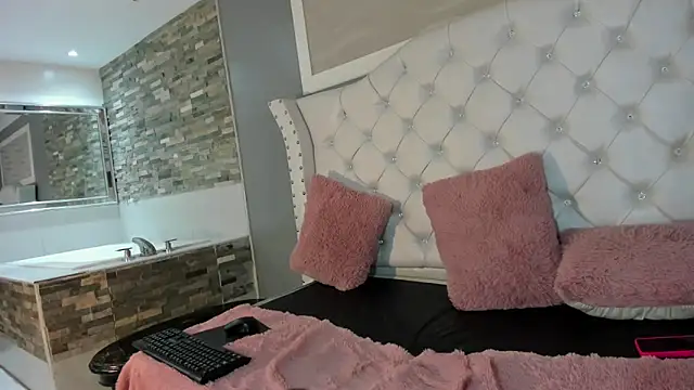 Valentina Carter  online show from May 23, 1:48 am