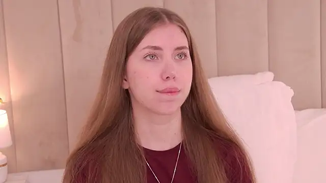 EvaAkiins online show from May 27, 5:10 pm