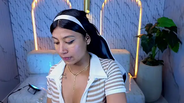 Canela savage tx online show from May 21, 8:29 pm