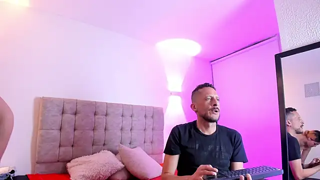 DarkRomanceXXX online show from May 28, 3:26 am