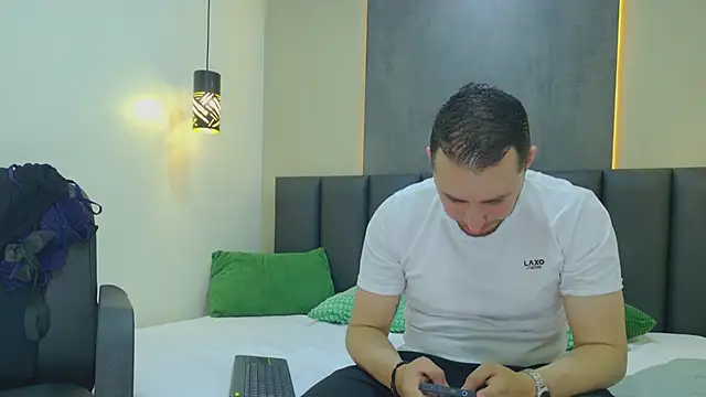 Luna and Jacksonn online show from July 28, 4:43 am
