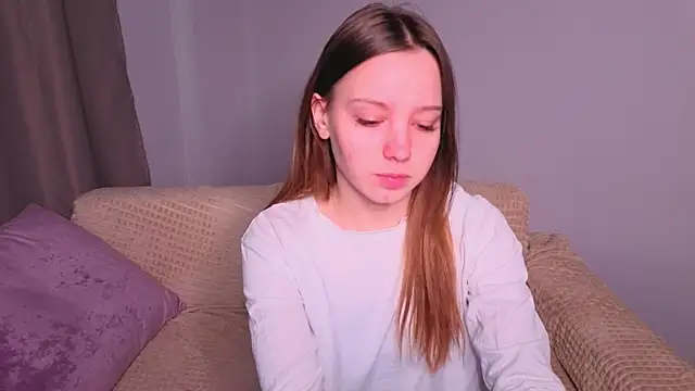 lolytaberry online show from May 23, 1:37 am