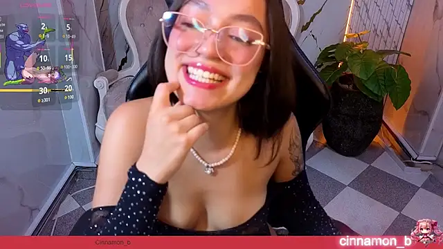 Cinnamon b online show from May 14, 8:03 pm
