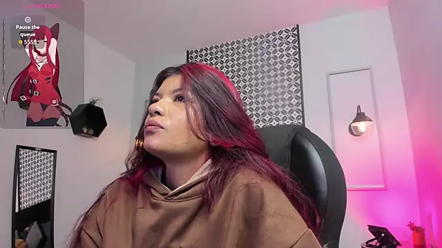 amelie furtado online show from May 18, 1:06 pm