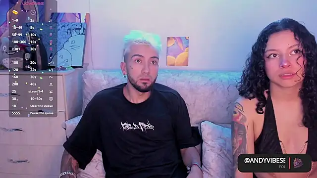 couplevibes  online show from July 25, 3:13 am