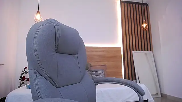 alexa forbes  online show from May 15, 2:49 am
