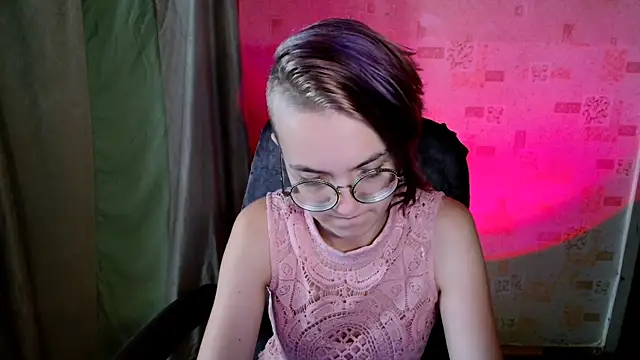 Alessa Kiss online show from July 23, 9:39 am